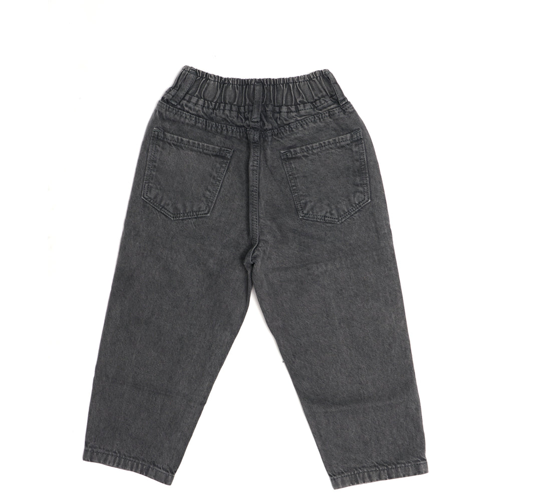 Full Length Jeans with Pockets and Button Closure