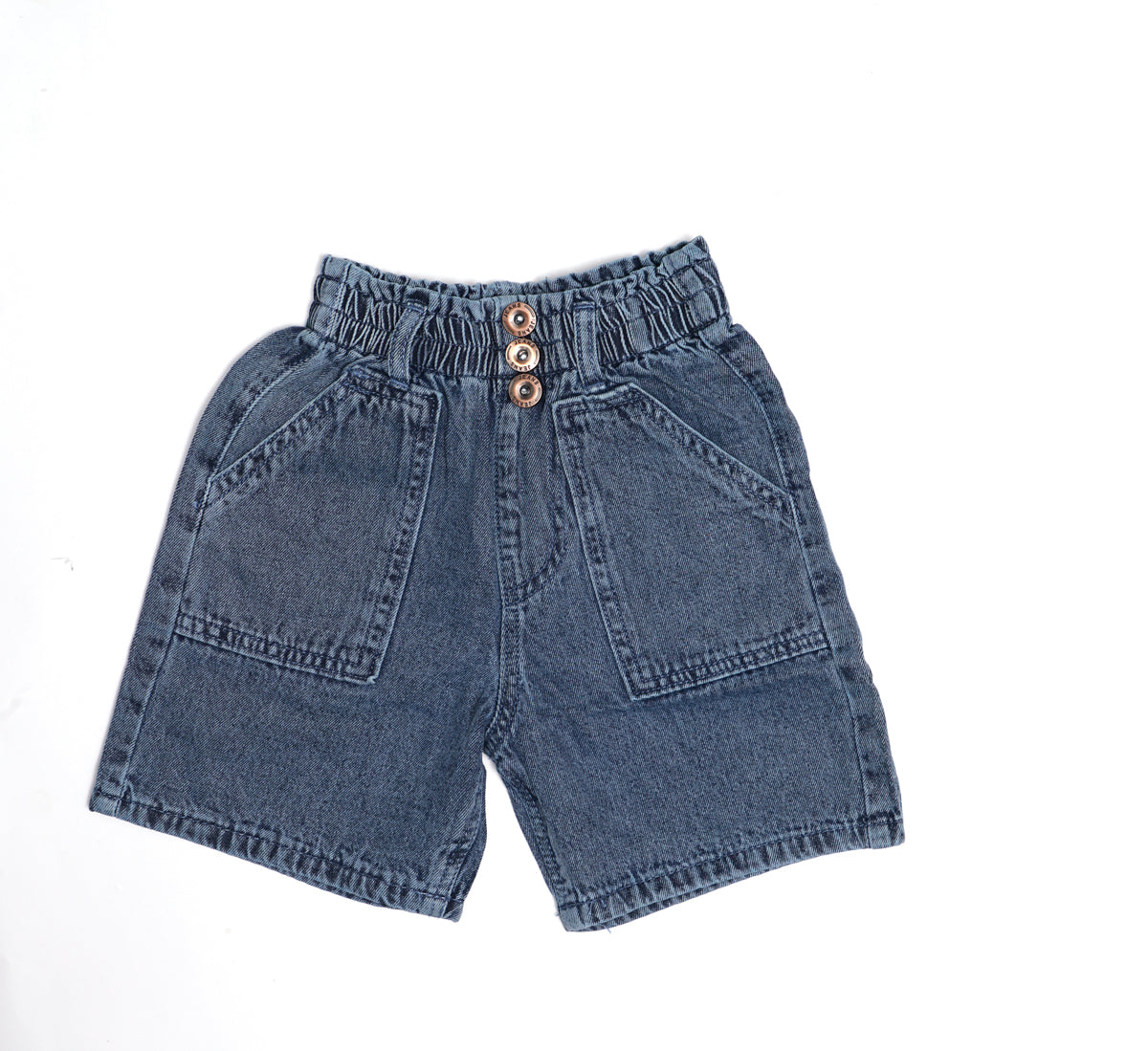 THREE BUTTON SHORTS